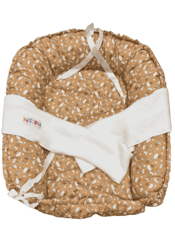 Koraszülött babafészek